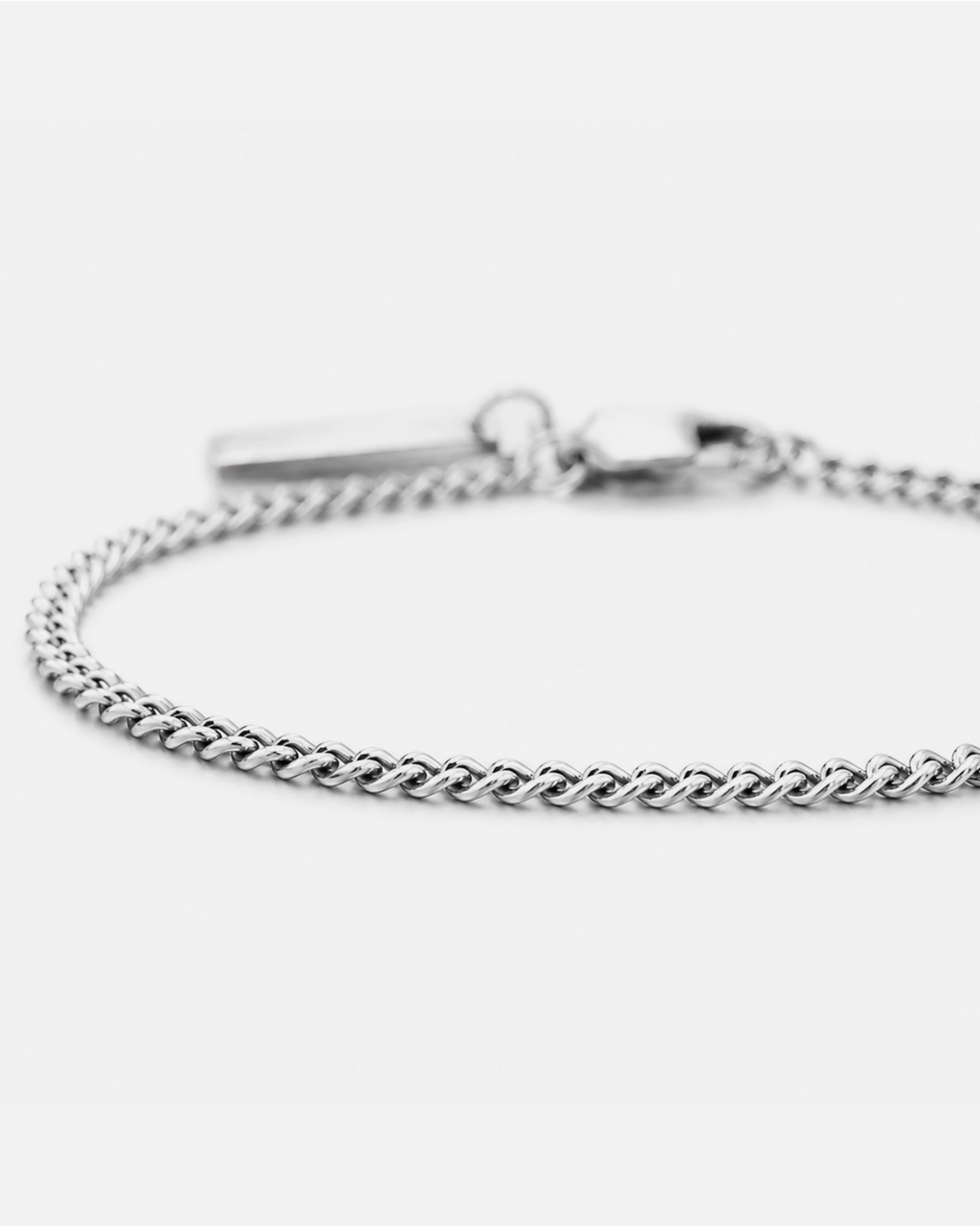 Minimal Curb Bracelet